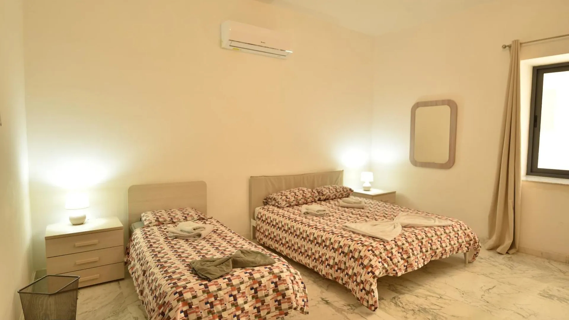 Xl Seafront Home In Sliema Apartment