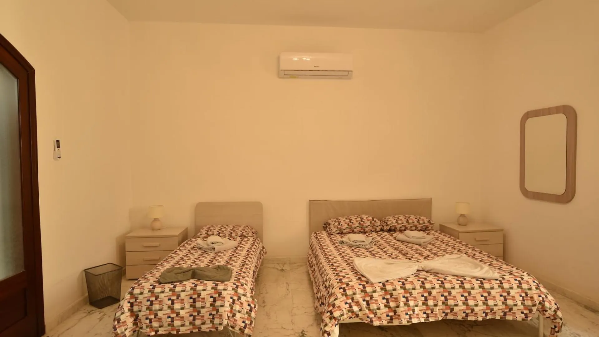 Xl Seafront Home In Sliema 0*,  Malta